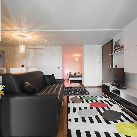 New Luxury Attic Santa Giulia Expo Apartment Milano Exterior foto